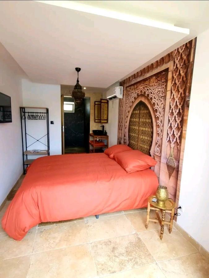 Suite Jaccuzzi En Camargue Port-Saint-Louis-du-Rhone Exteriér fotografie